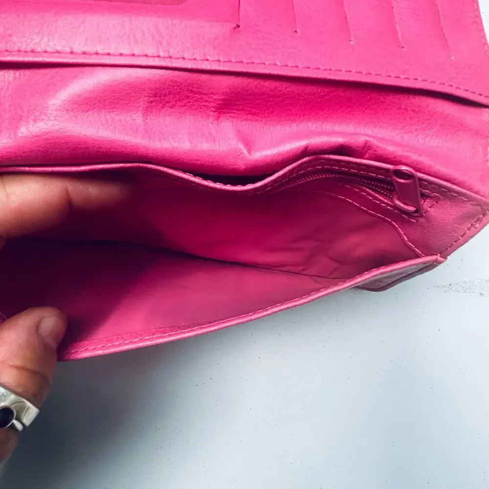 Buxton Pink Double Wallet Lots of Storeage Multiple Card Slots Very Clean